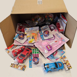 Colis de 50 jouets